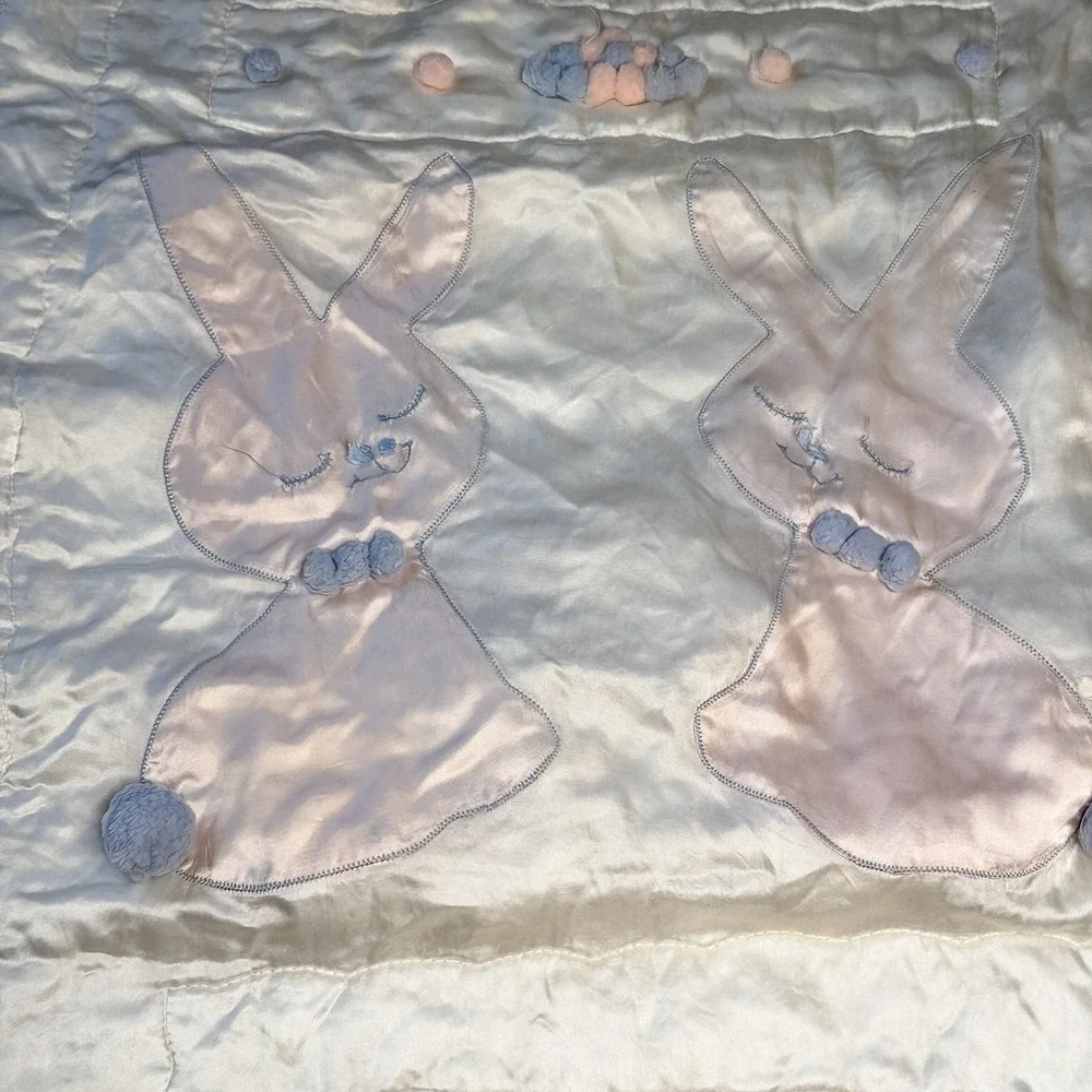 Vintage‎ Satin Bunny Baby Blanket Lace Trim Shabby Chic Repair Project 43x54
